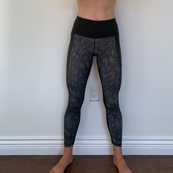 lululemon athletica Pants - Lululemon leggings